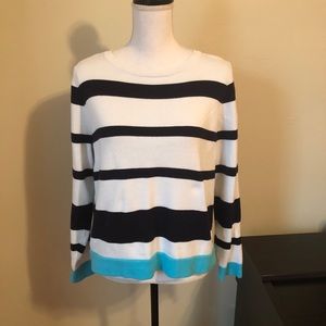Liz Claiborne sweater cropped